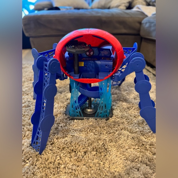 Spidey And His Amazing Friends Web Quarters with lights and sounds - Picture 4 of 6